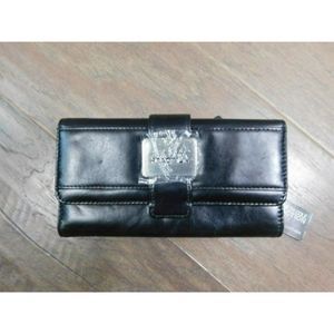 Kenneth Cole Reaction Black leather Snap Fold Wallet NWT